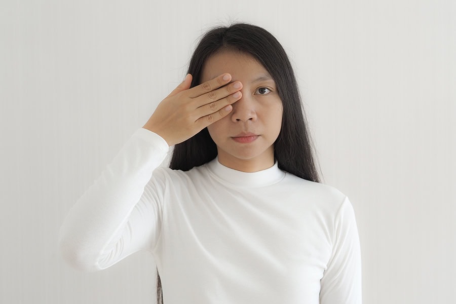 operation chirurgie refractive douloureuse ophtalmologue dr pierre maxime leveque ophtalmo 95 val d oise