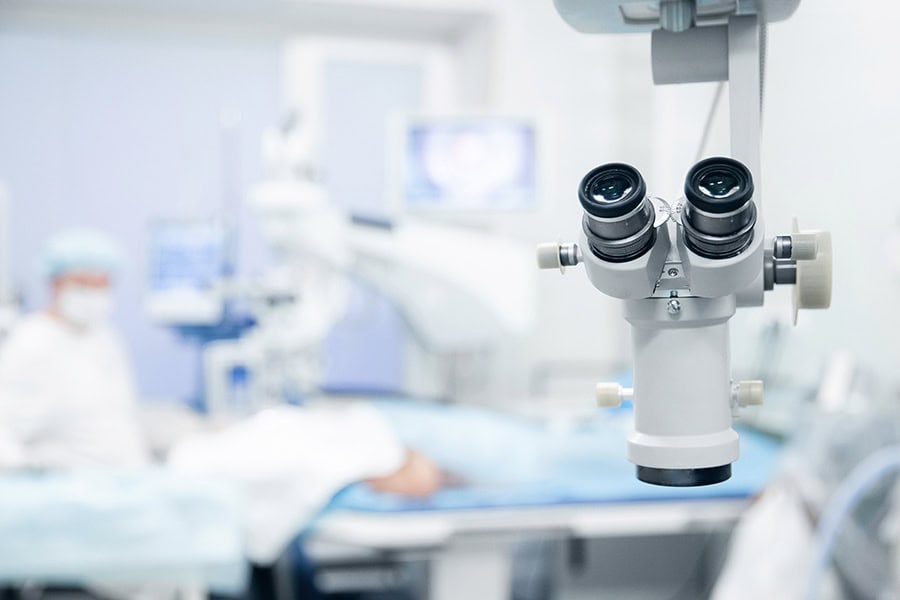 techniques chirurgie refractive smile lasik presbylasik pkr operation yeux laser ophtalmologue dr pierre maxime leveque ophtalmo 95 val d oise